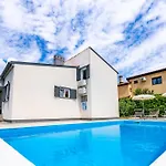 Villa Marin